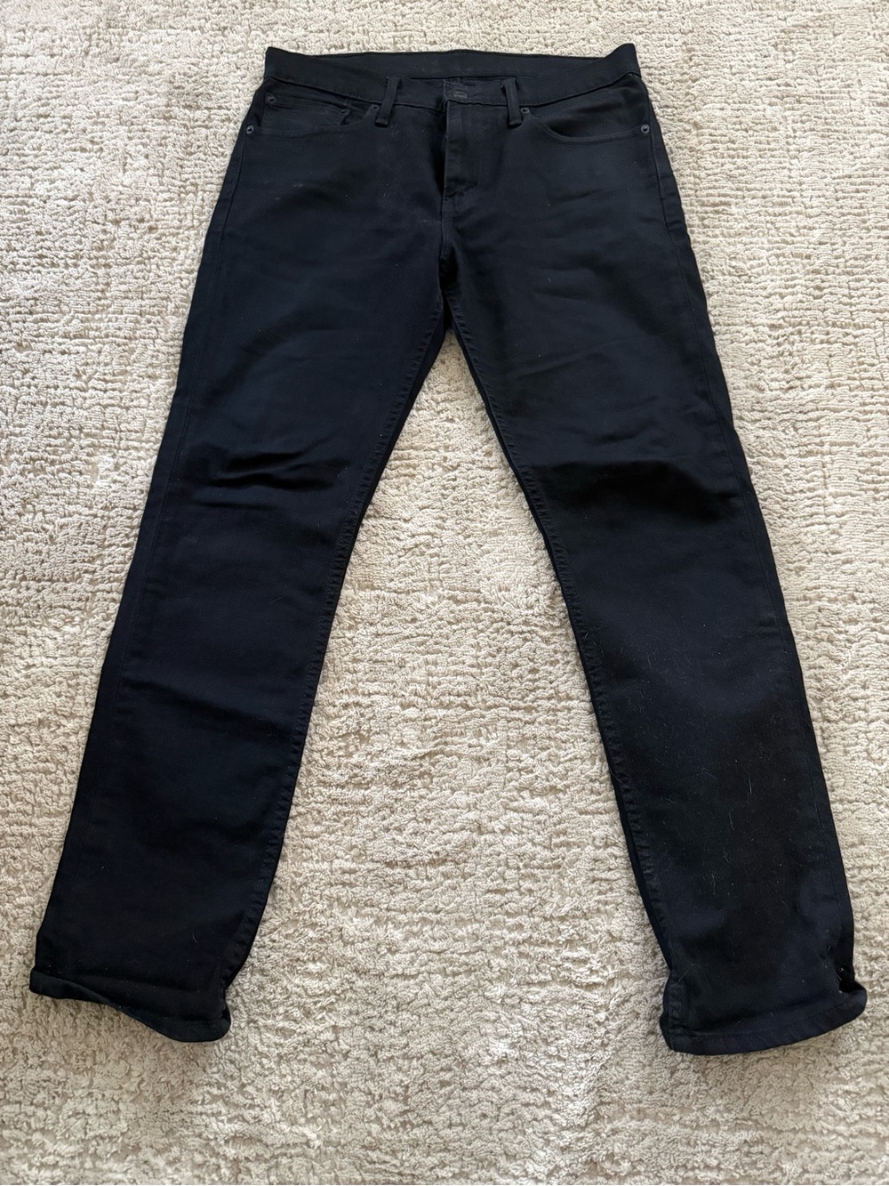 Levi's Men's Black Slim Straight Jeans